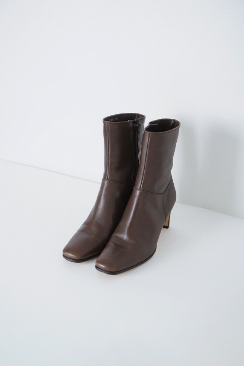Lipar boots (230~235)